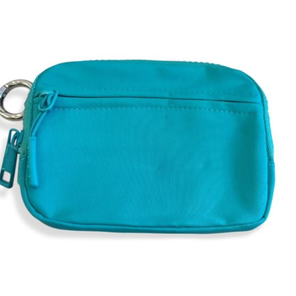 TRAVEL WALLET